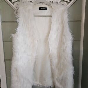 Faux Fur White Vest - fits like a medium!